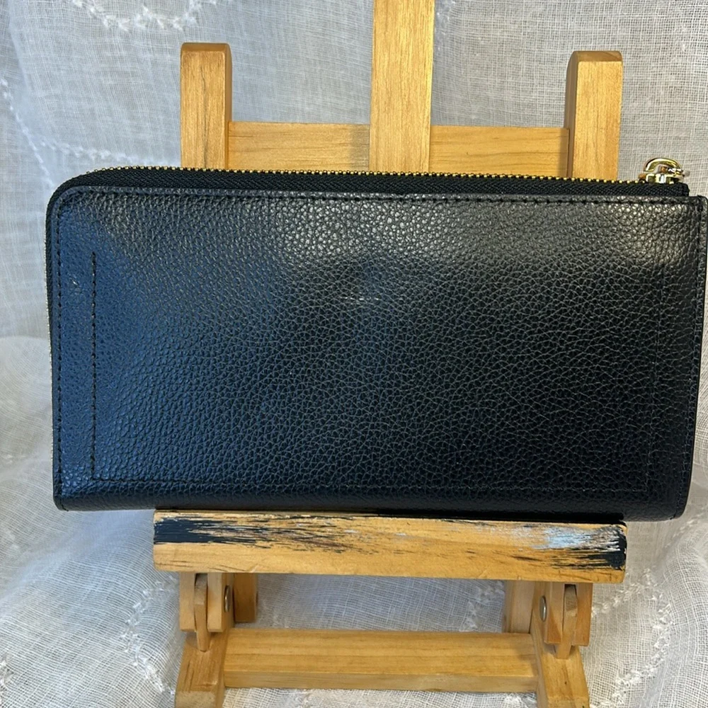NWOT Kate Spade leather large wallet